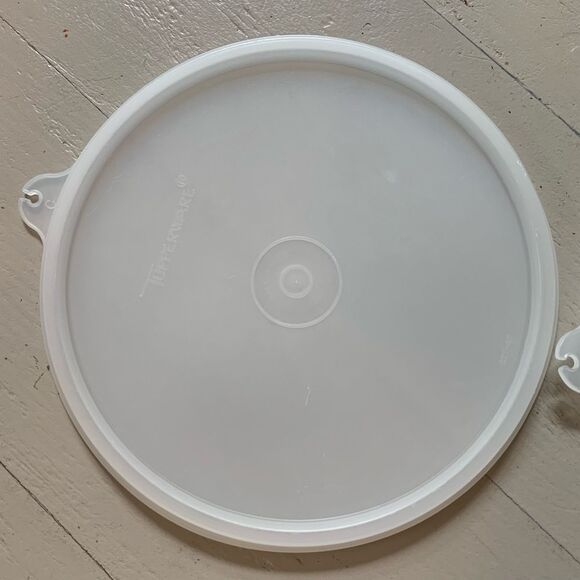 Tupperware set of 2 pink Munchkids divided plate with lids snack lunch school - Picture 9 of 11